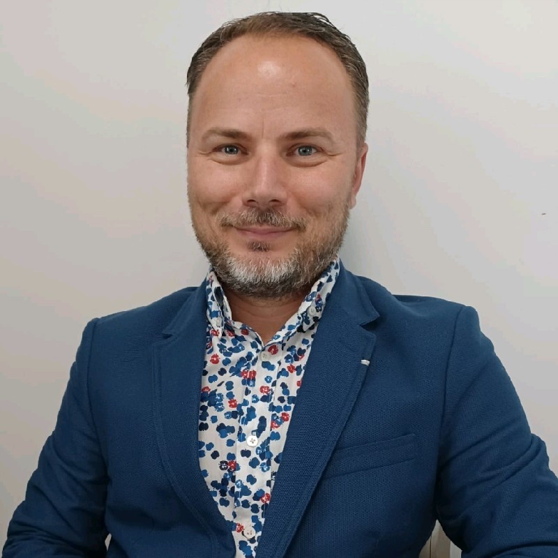 Robert Sumarocov