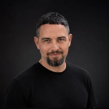 Razvan Man